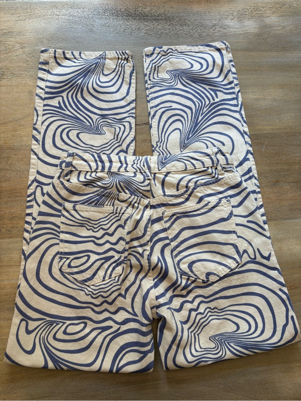 Zara Psychedelic Swirl Print High Rise Straight Leg Jeans NWT Size 6 - Picture 8 of 8
